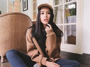7 Style Kuliah Simple Maudy Ayunda, Cocok Buat ke Kampus 7 Style Kuliah Simple Maudy Ayunda, Cocok Buat ke Kampus