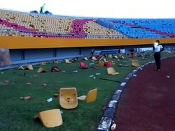 Stadion Gelora Sriwijaya di Jakabaring Sport City (JSC), Palembang porak-poranda dirusak suporter akhir pekan lalu. Pool/IG Jakabaring Sport City.