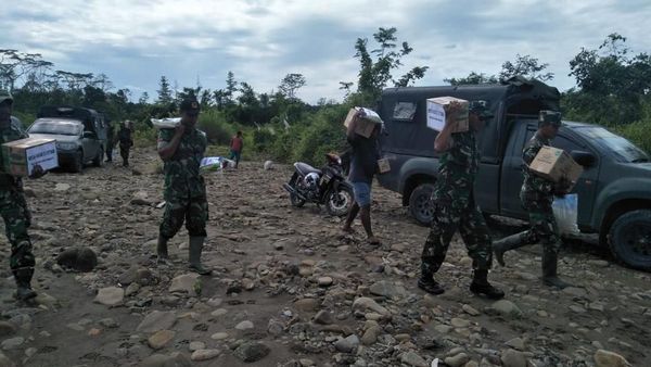 Berjibaku Tolong Suku di Maluku yang 3 Warganya Mati Kelaparan
