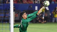 Keduanya mampu memblok sejumlah tendangan lawan. Robert Hanashiro-USA TODAY Sports.