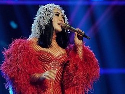 Benarkah Tiket Rp 25 Juta Konser Syahrini Cuma Strategi Promo?