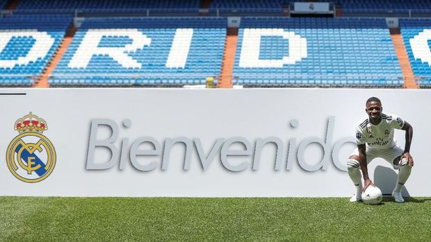 Vinicius Junior didatangkan dari Flamengo ke Real Madrid dengan nilai transfer setara Rp762 miliar. (