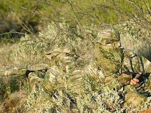 Penyamaran Hebat Pemburu Hewan Bikin Mata Bingung Penyamaran Hebat Pemburu Hewan Bikin Mata Bingung