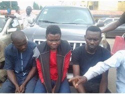 Karyawan Ini Jual Land Cruiser Prado Milik Bosnya Rp 2 Juta Saja