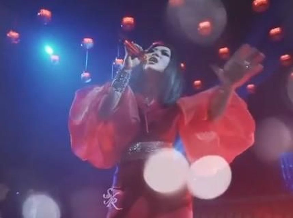 Promotor Pendekatan dengan Syahrini 5 Tahun untuk Gelar Konser Promotor Pendekatan dengan Syahrini 5 Tahun untuk Gelar Konser