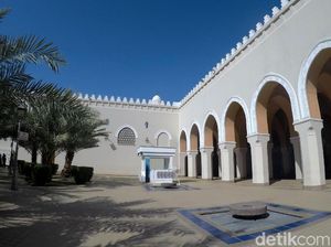 5 Fakta Masjid Bir Ali, Tempat Miqat Jemaah Haji di Madinah