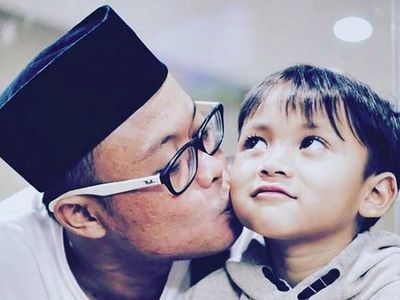 Keseharian Komedian Sule Saat Momong 4 Anaknya