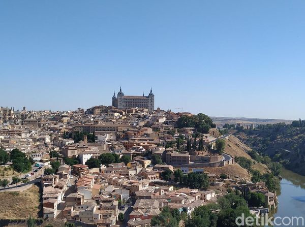Foto: Toledo, Kota Warisan Dunia UNESCO di Spanyol