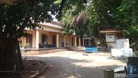 Penampakan Rumah Elvy Sukaesih yang Terancam Disita