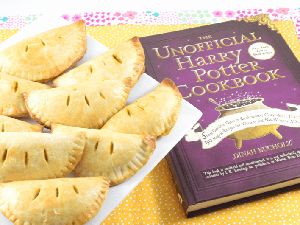 Penggemar Harry Potter Kini Bisa Bikin Semua Makanan Hogwarts di Rumah
