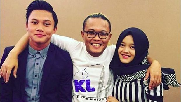 Sule bersama kedua anaknya