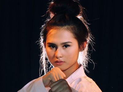 Wajah Imut Ceyco Georgia, Karateka Indonesia yang Mirip Vanesha Prescilla