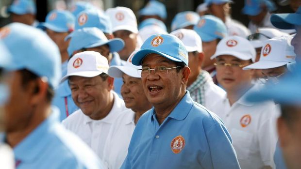 Hun Sen: Pembelot Licik Pemegang Kuasa Penuh Kamboja (EMBARG)