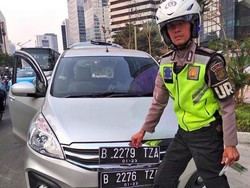 Agar Tak Ada Pemalsuan Pelat Nomor Harus Ada Tilang Elektronik