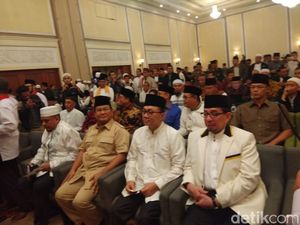 Gerindra-PKS-PAN Batal Bertemu Malam Ini Gerindra-PKS-PAN Batal Bertemu Malam Ini