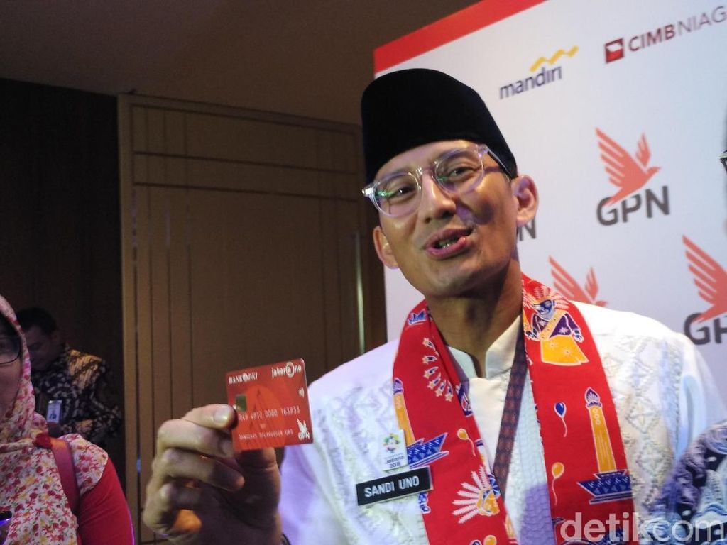 Bank DKI Ikut GPN, Sandi: Akan Mudahkan Pemegang KJP Plus Bank DKI Ikut GPN, Sandi: Akan Mudahkan Pemegang KJP Plus