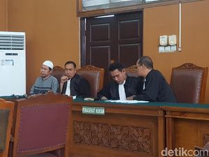 Pengacara Minta Hakim Tak Bekukan JAD Pengacara Minta Hakim Tak Bekukan JAD