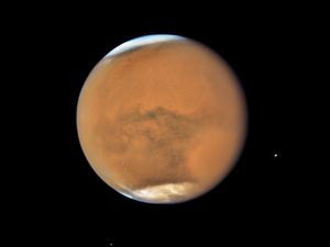 Fakta Menarik Kemunculan Mars di Gerhana Bulan Terlama