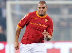 Adriano menyia-nyiakan bakat besarnya di sepakbola. Ia begitu menakutkan di puncak performanya, tapi kariernya terjun bebas karena persoalan kedisiplinan. Foto: Giuseppe Bellini/Getty Images 