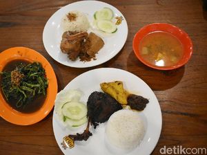 Bebek BKB: Mantap! Begor Hitam Khas Bengkulu Plus Sambal Super Pedas
