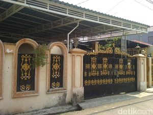 Dituntut Rp 2,5 M, Ini Rumah Elvy Sukaesih yang Terancam Disita Dituntut Rp 2,5 M, Ini Rumah Elvy Sukaesih yang Terancam Disita