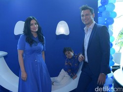 Begini Cara Titi Kamal Pantau Anak di Tengah Kesibukan