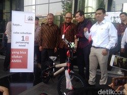 Sayembara! Ada Hadiah Sepeda untuk Pengungkap Penyerang Novel