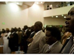 Warga Protes Anggota DPR Sudan Dipinjami Rp 587 Juta Buat Beli Mobil