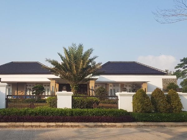 Potret Sepi Rumah Mewah Bupati Lampung Selatan yang Ditahan KPK