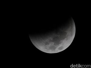 Merekam Peristiwa Gerhana Bulan Total