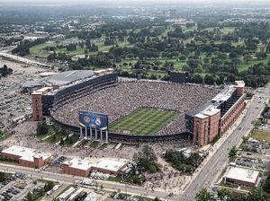 MU vs Liverpool Digelar di Stadion Berkapasitas 100 Ribu Orang, Klopp: Cool!