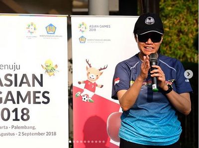 Begini Lho Gaya Sporty Sri Mulyani Lari Pagi 3 Km