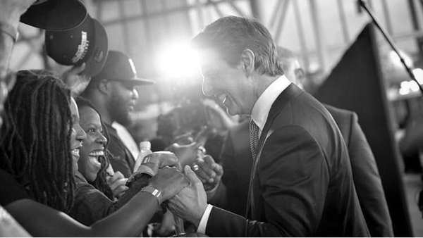 Gagahnya Tom Cruise dalam Premier Film Mission Impossible-Fallout Gagahnya Tom Cruise dalam Premier Film Mission Impossible-Fallout