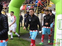 Huesca menjadi tim pertama. Tim promosi ini menghabiskan 800 ribu euro untuk mendatangkan Dani Escriche, yang merupakan rekor untuk mereka. (Foto: Twitter @dani_escriche)