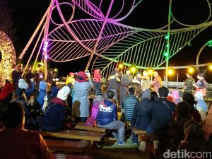 Tembang Lawas Andre Hehanusa Warnai Hari Pertama Jazz Gunung Tembang Lawas Andre Hehanusa Warnai Hari Pertama Jazz Gunung