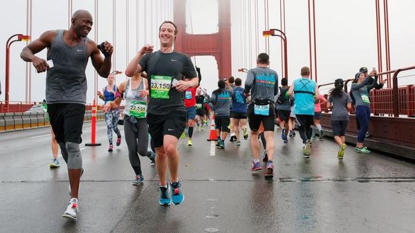 Hidup Sehat Ala Bos Facebook, Rajin Lari dan Nge-gym