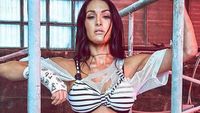 Sisi Lain Nikki Bella, Pegulat Mantan Tunangan John Cena yang Suka Yoga