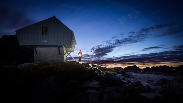 Hunian Keren Buat Pendaki Ini Bekas Bunker Perang Dunia I