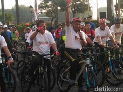 Menkominfo, Bos BI, OJK dan LPS Gowes Bareng