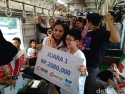 Bocah 12 Tahun Ini Hanya Butuh 48 Detik Selesaikan Rubik di Atas KRL