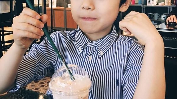 Gemasnya Gaya Makan Aktor Cilik Korea yang Ganteng, Moon Woo-Jin