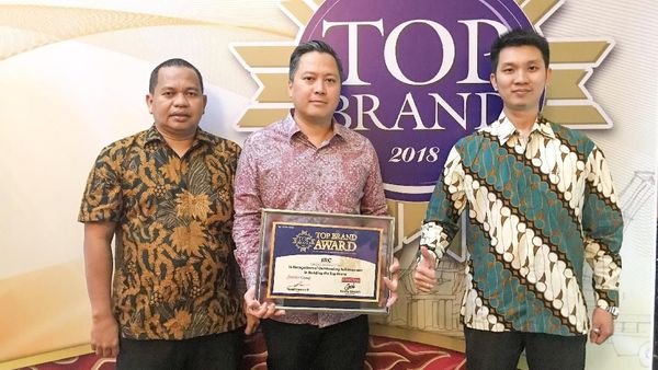 IRC Raih Top Brand Award 2018
