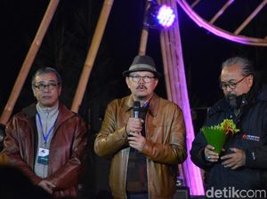 1 Dasawarsa Jazz Gunung, Warga Persembahkan Gunungan Tumpeng 1 Dasawarsa Jazz Gunung, Warga Persembahkan Gunungan Tumpeng
