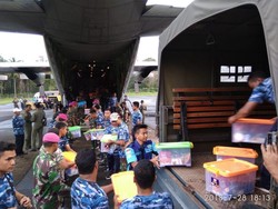 TNI Tambah Bantuan Kemanusiaan untuk Korban Kelaparan di Maluku