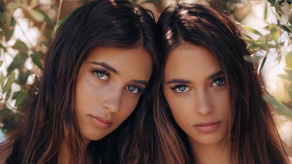 Bikin Mabuk Kepayang, Potret Memesona Kembar Cantik Bermata Indah