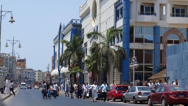 Menikmati Kota Resor Musim Panas Hurghada