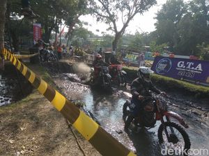 Ratusan Crosser Adu Nyali di Gajahmada Trail Adventure 2018