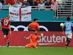 Pertandingan berlangsung sengit, tapi Bayern sukses unggul dua gol lebih dulu. Arjen Robben menambah keunggulan Bayern jadi 2-0 setelah sebelumnya memimpin lewat Meritan Shabani. (Foto: Jasen Vinlove-USA TODAY Sports)