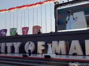 Kirab Obor Asian Games 2018 dan Kaldron Mini di Pantai Losari