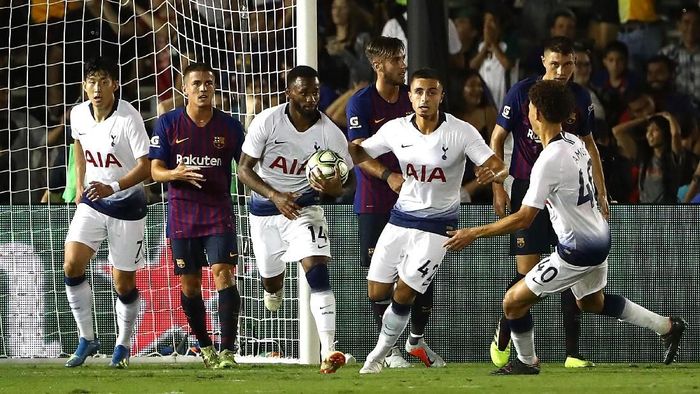 Tottenham Hotspur keluar sebagai juara, sementara Barcelona menjadi juru kunci turnamen International Champions Cup 2018. (Foto: Victor Decolongon/Getty Images) Tottenham Hotspur keluar sebagai juara, sementara Barcelona menjadi juru kunci turnamen International Champions Cup 2018. (Foto: Victor Decolongon/Getty Images)